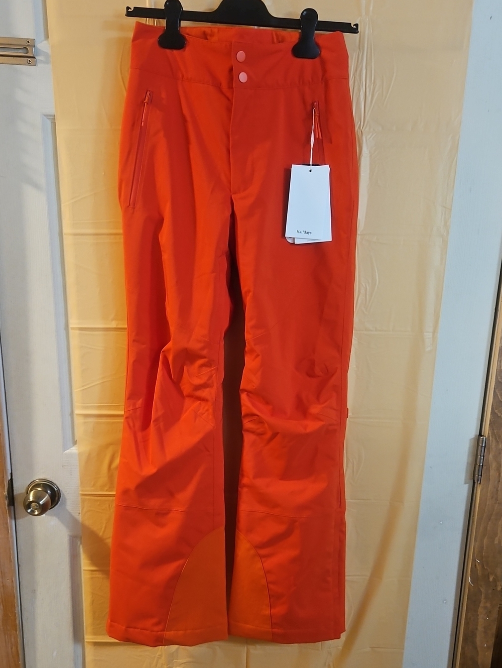 HALFDAYS ALESSANDRA SNOWPANT: SPRITZ (ORANGE): NEW WITH TAGS: SIZE XS